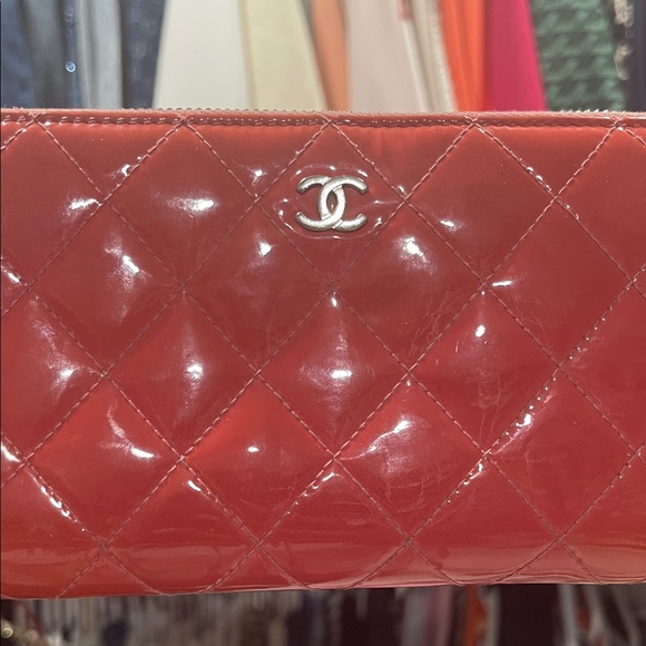 CHANEL Handbags - CHANEL Quilted Patent Leather wallet in Glossy Red with Silver CC